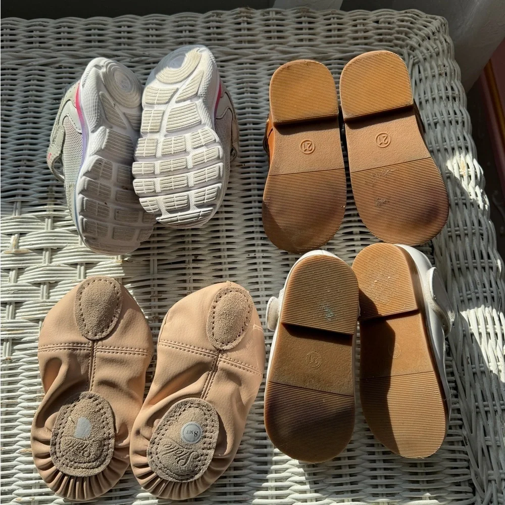 Bundle of toddler shoes